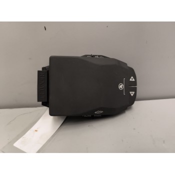 Recambio de mando radio para renault serie t 12.8 diesel referencia OEM IAM 7421708999  