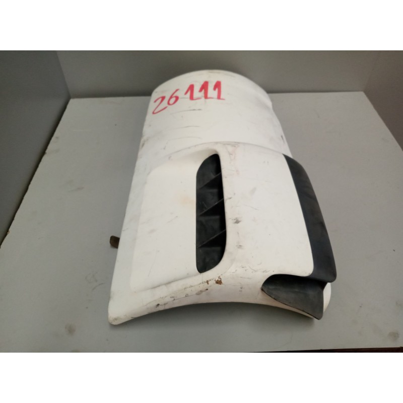 Recambio de deflector derecho para scania serie 4 (p/r 144 l) 14.2 diesel referencia OEM IAM 1370330 1381566 - Blanco