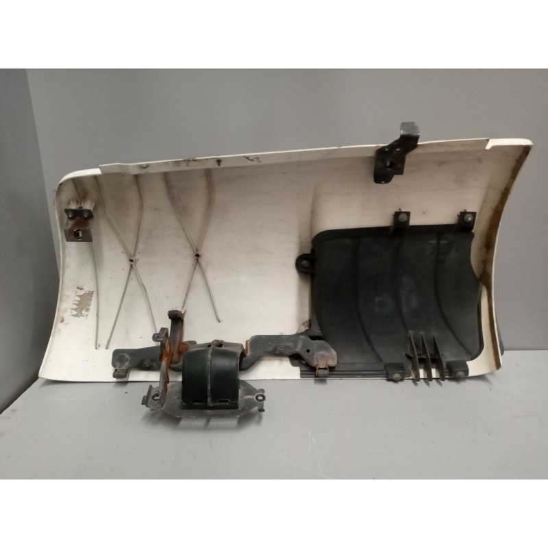 Recambio de deflector derecho para scania serie 4 (p/r 144 l) 14.2 diesel referencia OEM IAM 1370330 1381566 - Blanco 2