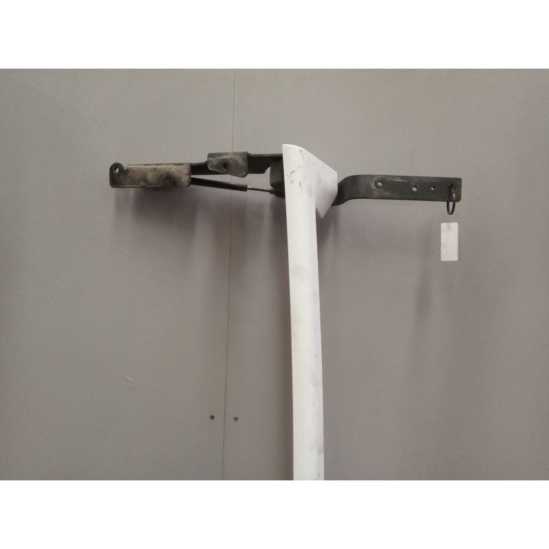 Recambio de moldura trasera cabina para iveco stralis (as) 12.9 diesel referencia OEM IAM 5801733700 504304739 - Blanco 4