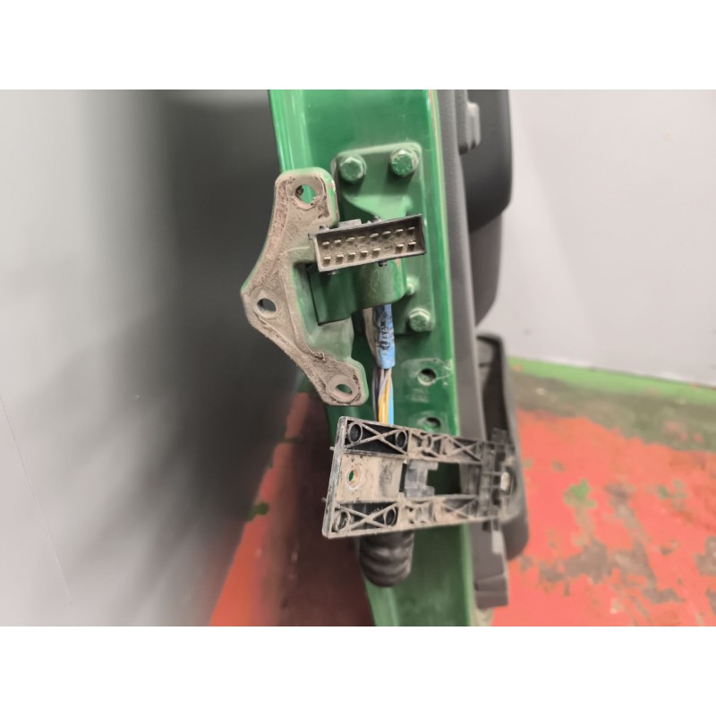 Recambio de puerta delantera derecha para daf serie lf45 desde 06 referencia OEM IAM 1400741 - Verde 2