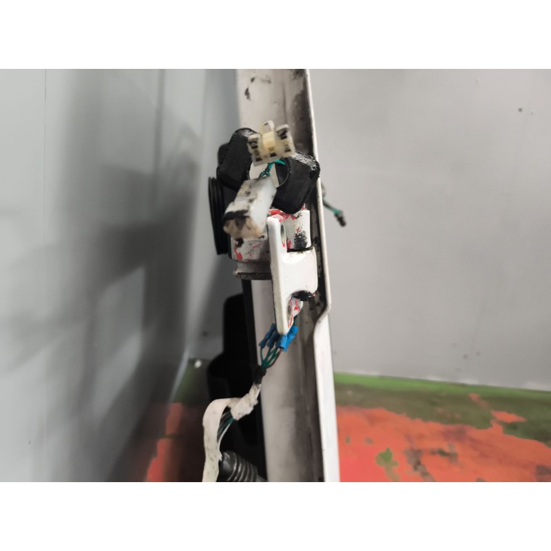 Recambio de puerta delantera izquierda para iveco eurotech cursor (mh) 7.8 diesel referencia OEM IAM 1908808 - Blanco 4