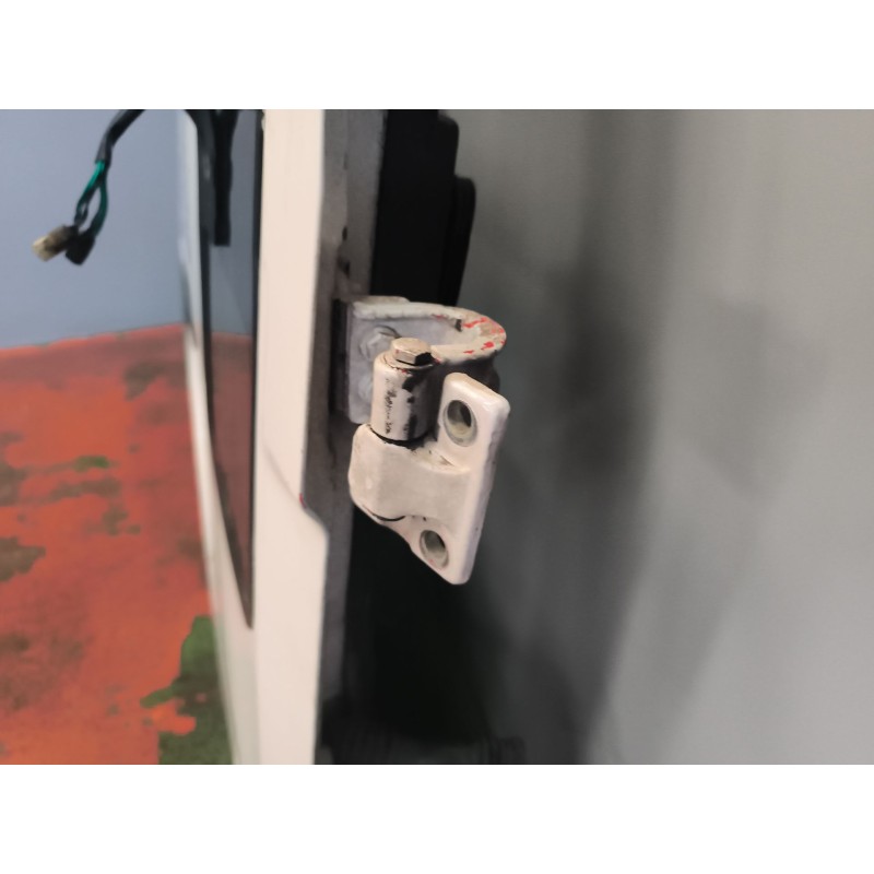 Recambio de puerta delantera derecha para iveco eurotech cursor (mh) 7.8 diesel referencia OEM IAM 1908807 - Blanco 5