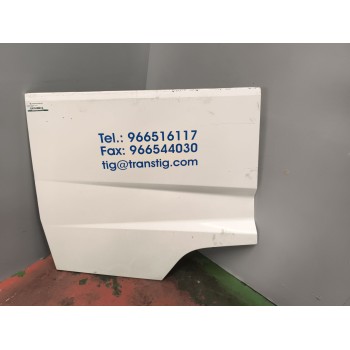 Recambio de moldura trasera cabina para renault serie t 10.8 diesel referencia OEM IAM 7482576239 DERECHA 