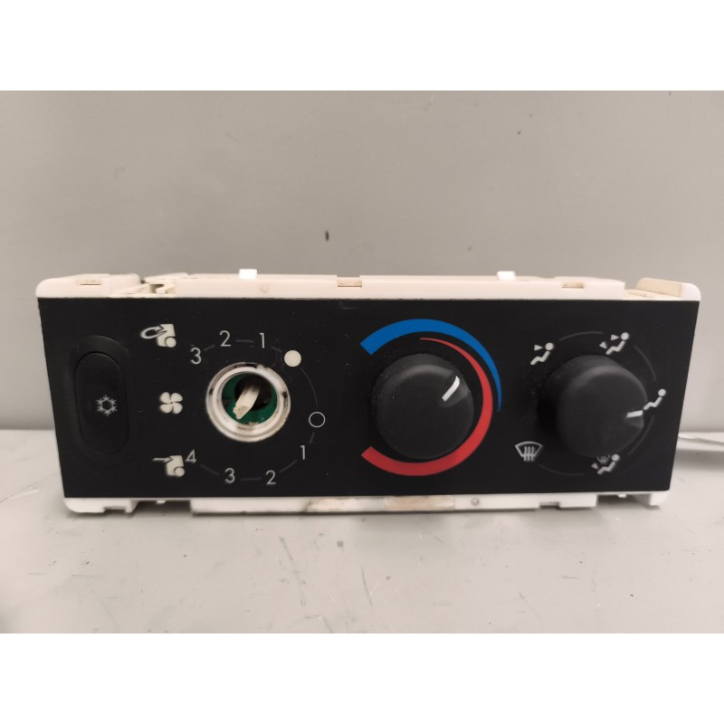 Recambio de mando calefaccion / aire acondicionado para daf serie lf45 desde 01 5.9 diesel referencia OEM IAM 1601297  