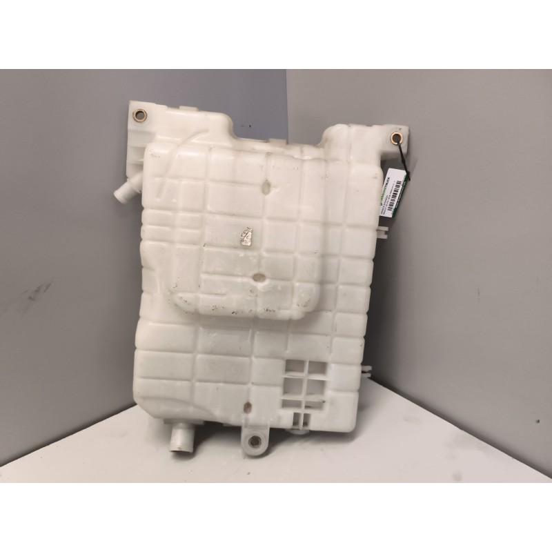 Recambio de deposito expansion para renault hr 420.18/26 premium 01  chasis 4x2 420.18 larga distancia referencia OEM IAM 501051