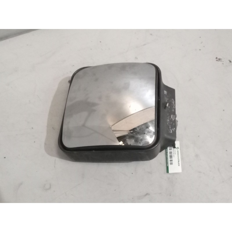 Recambio de retrovisor auxiliar para renault magnum ab 2005 12.8 diesel referencia OEM IAM   