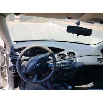 ford focus turnier (cak) del año 2001