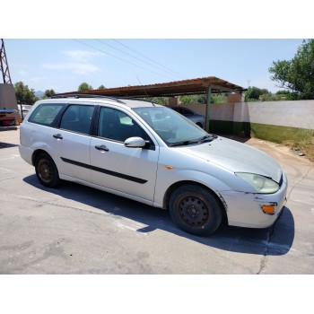 ford focus turnier (cak) del año 2001
