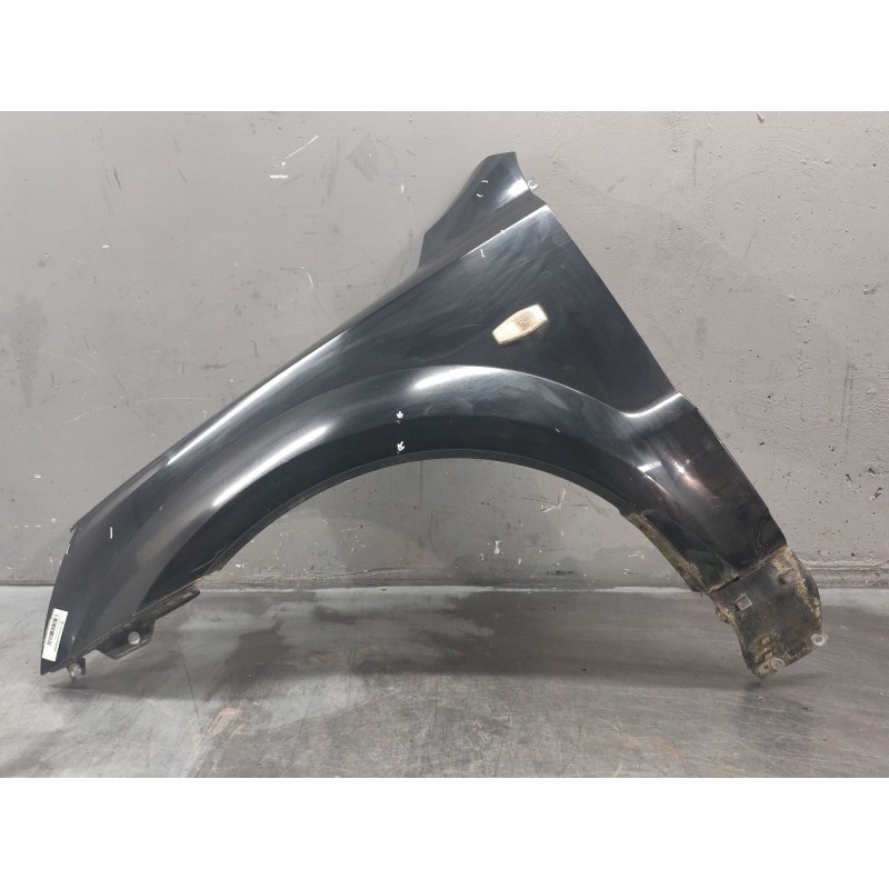 Recambio de aleta delantera izquierda para kia sorento i (jc) 2.5 crdi referencia OEM IAM   