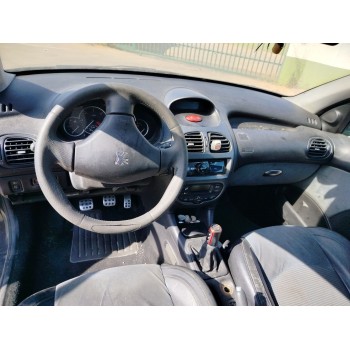 peugeot 206 berlina del año 2005