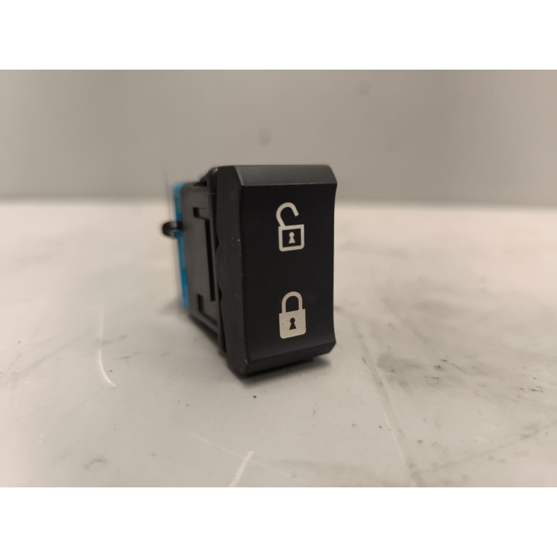 Recambio de interruptor para daf serie lf45.xxx desde 06 referencia OEM IAM 1832359  