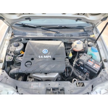 VOLKSWAGEN POLO (6N2)