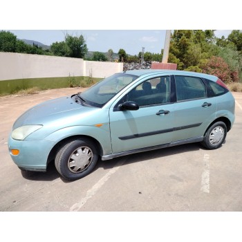 ford focus berlina (cak) del año 1999