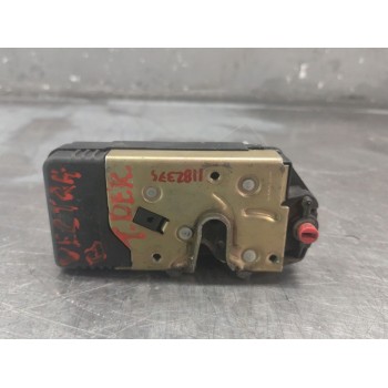 Recambio de cerradura puerta trasera derecha para opel vectra b berlina básico referencia OEM IAM 90503996 3PINES 