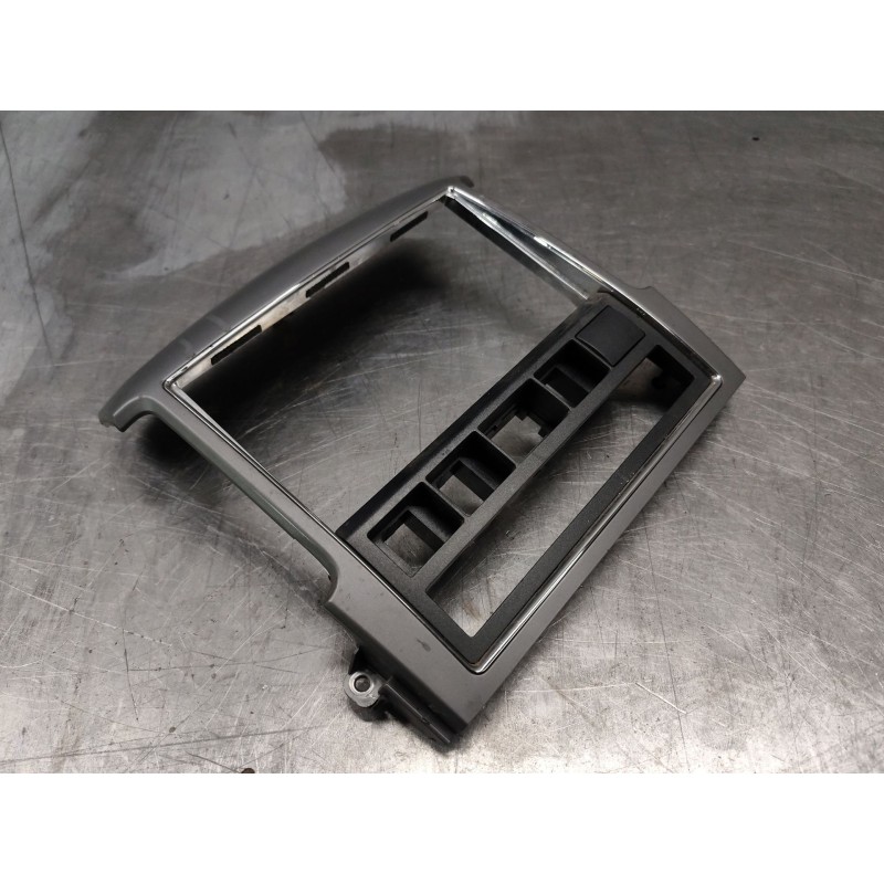 Recambio de guarnecido pantalla multifuncion para kia sorento i (jc) 2.5 crdi referencia OEM IAM   