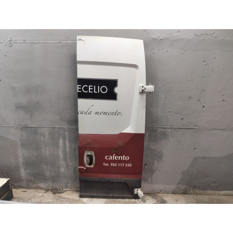 Recambio de puerta trasera derecha para iveco daily vi furgoneta 33s12, 35s12, 35c12 referencia OEM IAM   