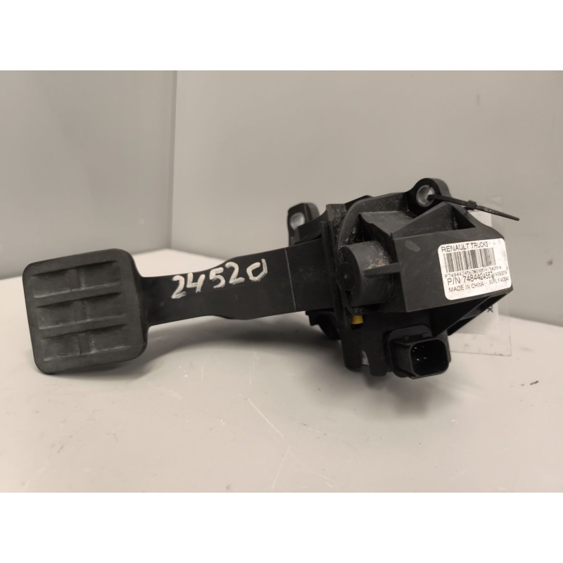 Recambio de pedal acelerador para renault serie t 12.8 diesel referencia OEM IAM 7484424567 - Blanco 2