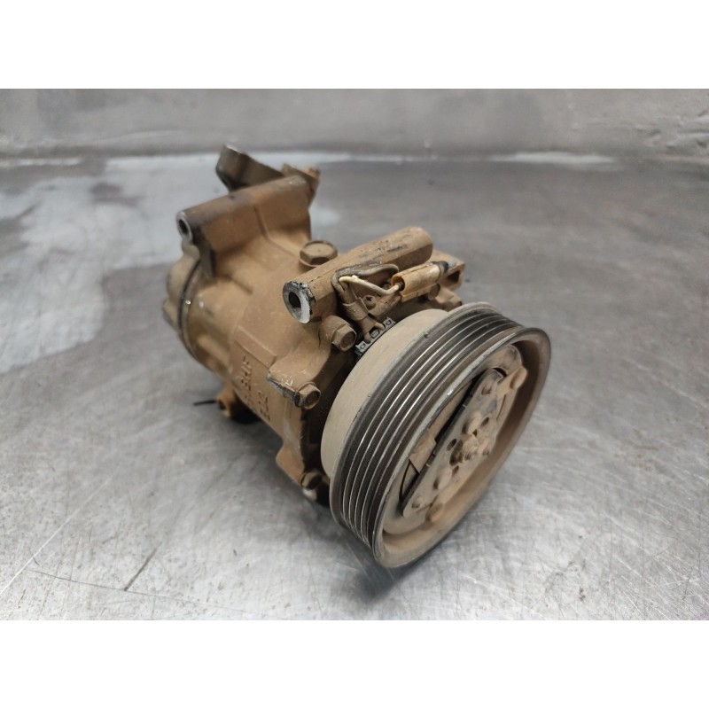 Recambio de compresor aire acondicionado para renault kangoo (f/kc0) alize referencia OEM IAM 8200315744  