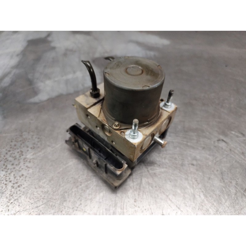 Recambio de abs para hyundai i30 classic referencia OEM IAM 78606A0008  