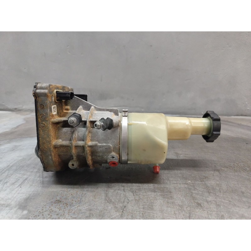 Recambio de bomba direccion para ford mondeo ber. (ca2) 2.0 tdci cat referencia OEM IAM BG918K514AC  