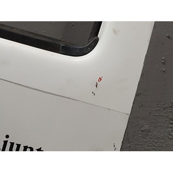 Recambio de puerta delantera izquierda para nissan cabstar 01.04  3.0 diesel referencia OEM IAM   