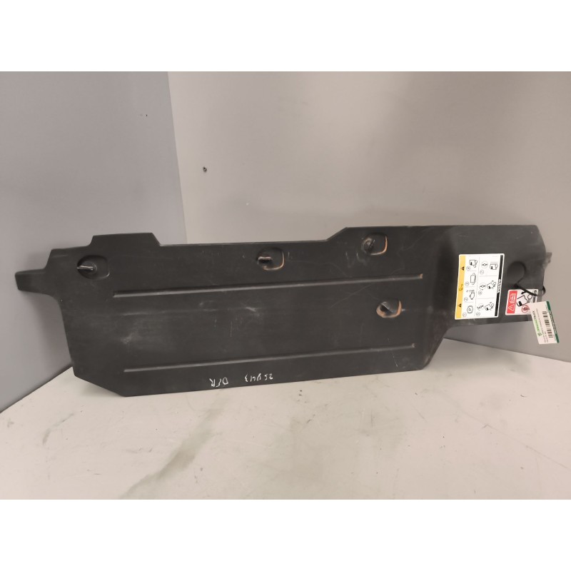 Recambio de moldura derecha paragolpe delantero para volvo fh 500 referencia OEM IAM 82448657  