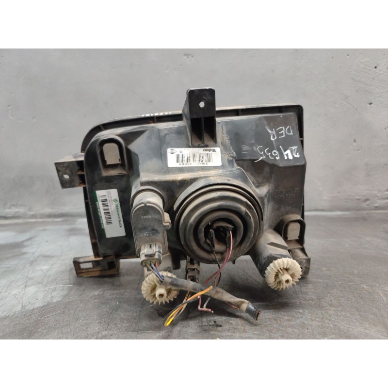 Recambio de faro derecho para nissan cabstar 01.04  3.0 diesel referencia OEM IAM - Blanco 2