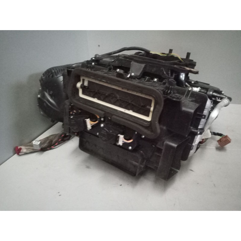 Recambio de calefaccion entera normal para volvo fh 500 referencia OEM IAM 84476105 82379422 84476105 - Blanco 4