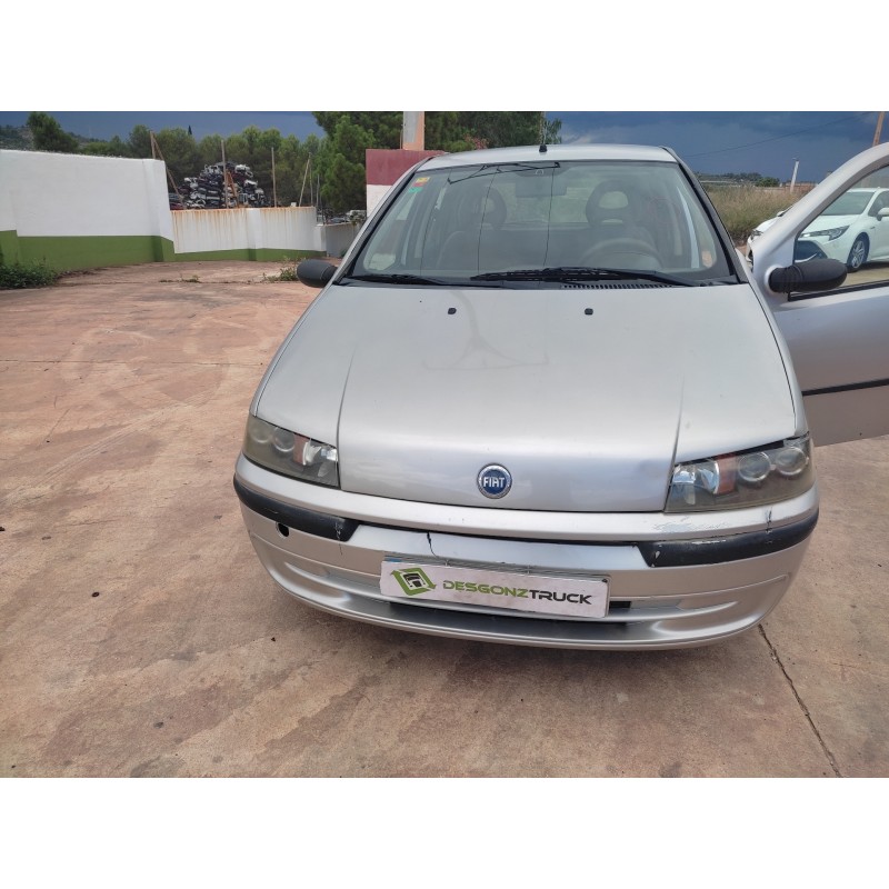 FIAT PUNTO BERLINA (188)