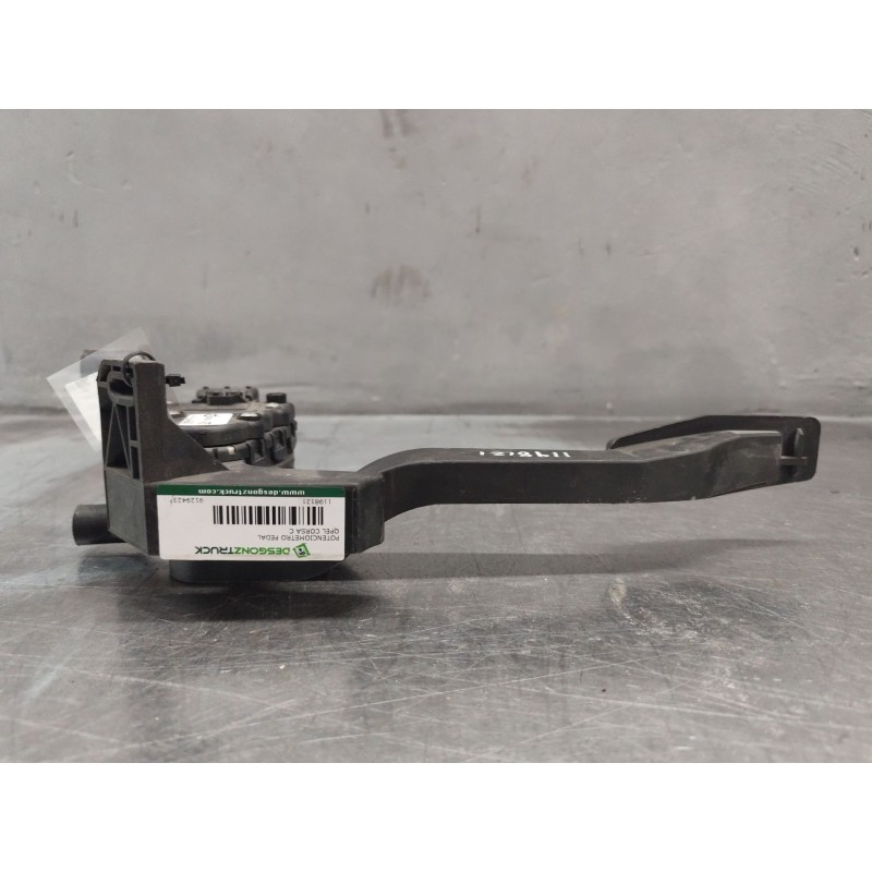 Recambio de potenciometro pedal para opel corsa c club referencia OEM IAM 9129423 6PV00811000 6 PINS - Blanco 5