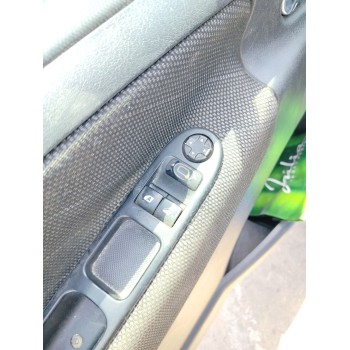 peugeot 207 del año 2006