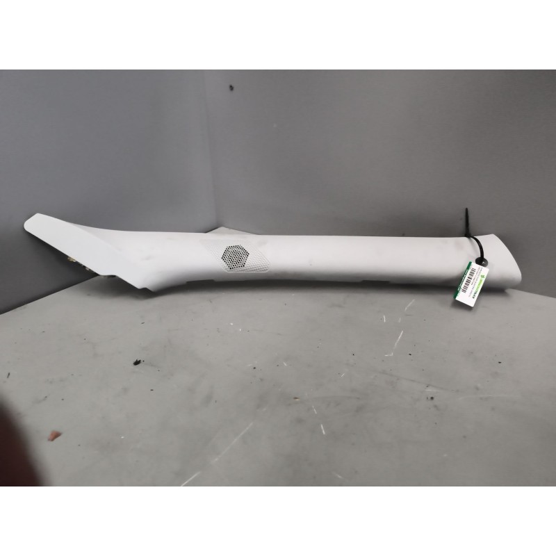 Recambio de guarnecido pilar delantero derecho para iveco daily vi caja/chasis 35s16, 35c16, 40c16, 50c16, 60c16, 65c16, 70c16 r - Blanco