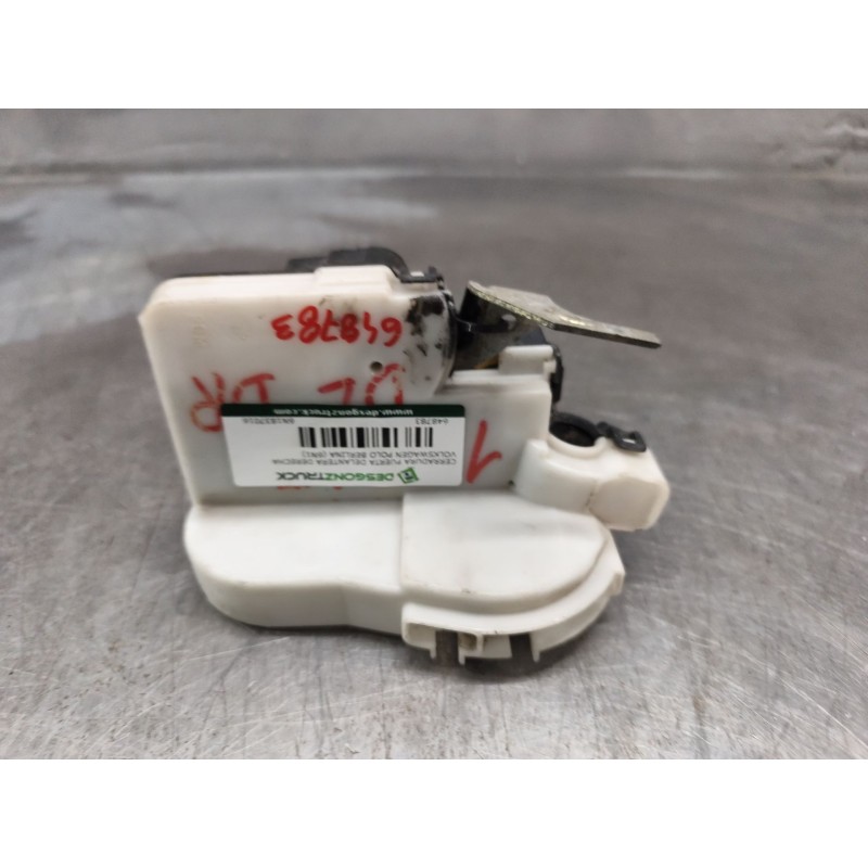 Recambio de cerradura puerta delantera derecha para volkswagen polo berlina (6n1) básico referencia OEM IAM 6N1837016  