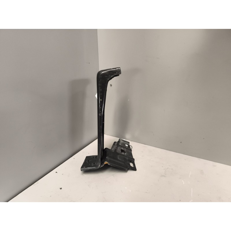 Recambio de soporte paragolpes delantero derecho para iveco daily vi caja/chasis 35s16, 35c16, 40c16, 50c16, 60c16, 65c16, 70c16 - Blanco 2