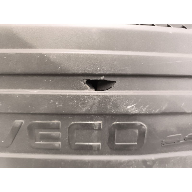 Recambio de filtro aire para iveco daily vi caja/chasis 35s16, 35c16, 40c16, 50c16, 60c16, 65c16, 70c16 referencia OEM IAM 58025 - Blanco 3