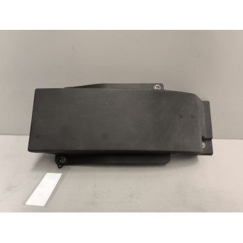 Recambio de moldura para iveco daily vi caja/chasis 35s16, 35c16, 40c16, 50c16, 60c16, 65c16, 70c16 referencia OEM IAM 580152153