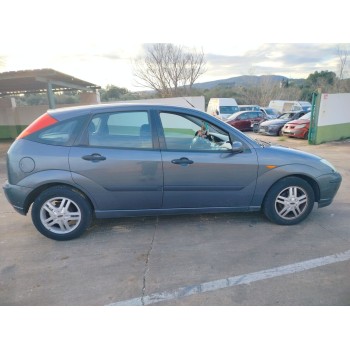 ford focus berlina (cak) del año 2003