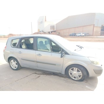 renault scenic ii del año 2005