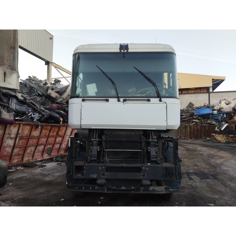 RENAULT MAGNUM AB 2005
