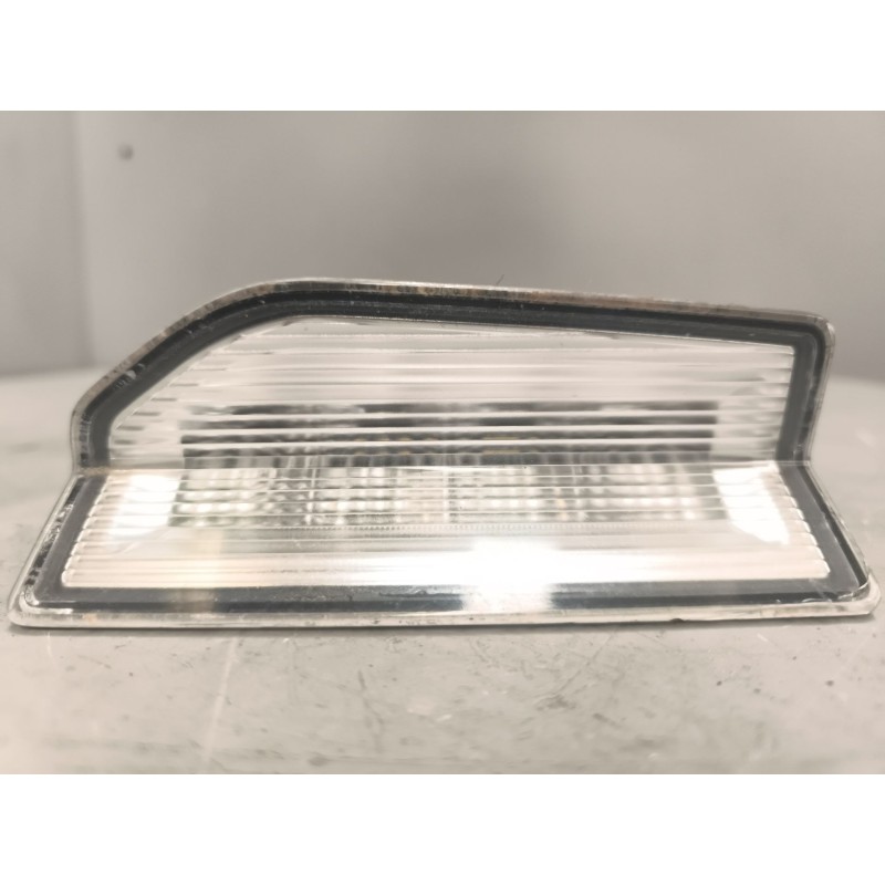 Recambio de luz interior para volvo fh 500 referencia OEM IAM 84810902 derecha 