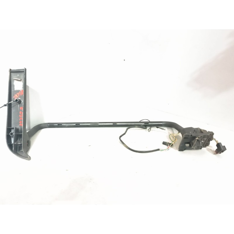 Recambio de brazo retrovisor derecho para renault midlum fg 220.10 e4 cabina doble referencia OEM IAM   