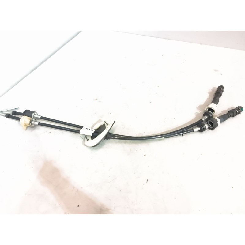 Recambio de cables de cambio para iveco daily vi caja/chasis 35s16, 35c16, 40c16, 50c16, 60c16, 65c16, 70c16 referencia OEM IAM - Blanco