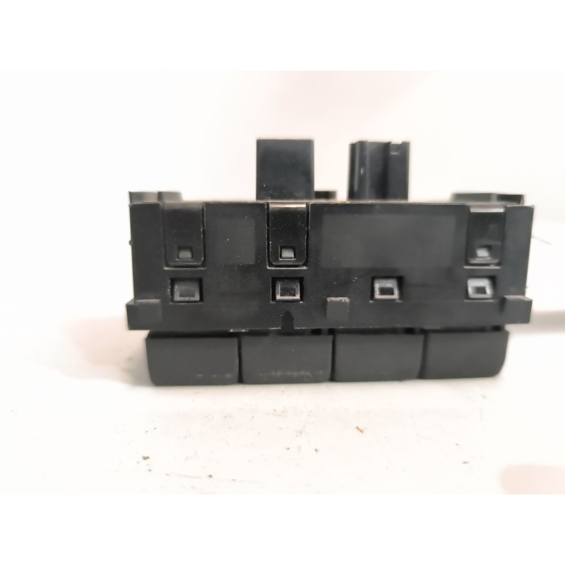 Recambio de interruptor para iveco daily vi caja/chasis 35s16, 35c16, 40c16, 50c16, 60c16, 65c16, 70c16 referencia OEM IAM 22026 - Blanco 2