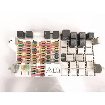 CAJA RELES / FUSIBLES 1537849 1780657 1780654
