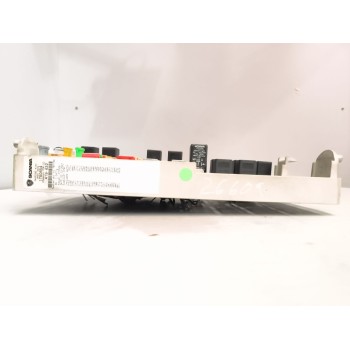 Recambio de caja reles / fusibles para scania r i r 500 referencia OEM IAM 1537849 1780657 1780654