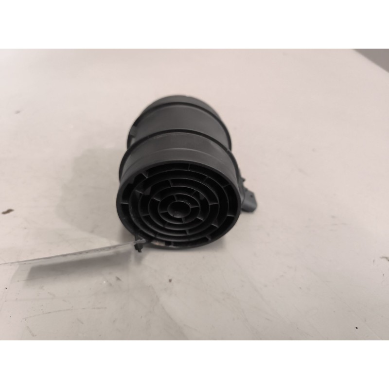Recambio de caudalimetro para iveco daily vi caja/chasis 35s16, 35c16, 40c16, 50c16, 60c16, 65c16, 70c16 referencia OEM IAM 5802 - Blanco
