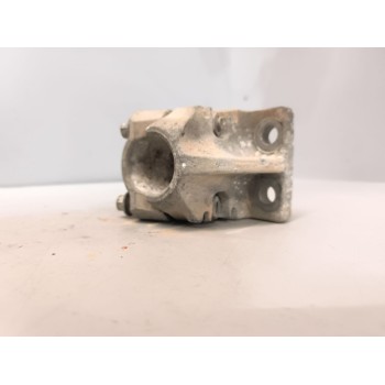 Recambio de soporte guardabarros trasero para volvo fh 500 referencia OEM IAM 21213203  