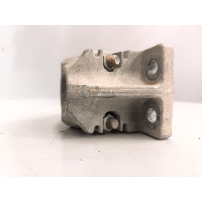 Recambio de soporte guardabarros trasero para volvo fh 500 referencia OEM IAM 21213203 - Blanco 3