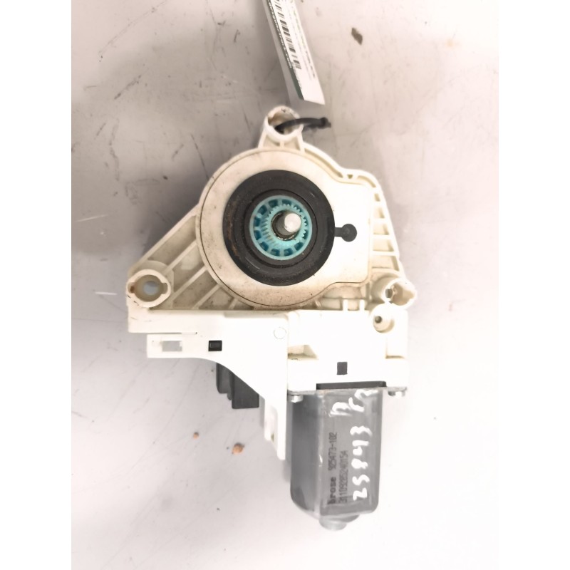 Recambio de motor elevalunas delantero derecho para volvo fh 500 referencia OEM IAM 82907373  